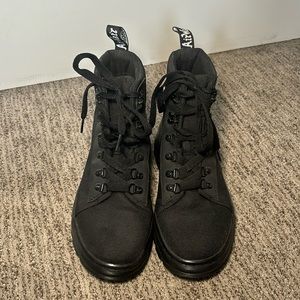 black dr marten boots.